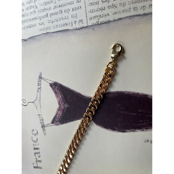 Gold Curb Chain Bracelet - Picture 3 of 5